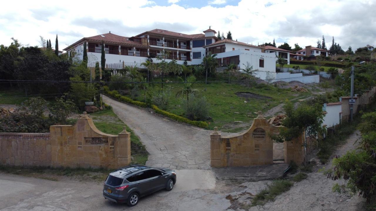 Hotel Puente Piedra Вилья-де-Лейва Экстерьер фото