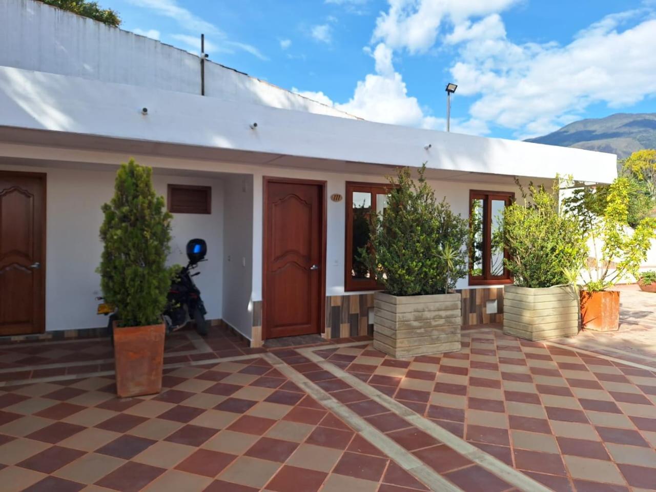 Hotel Puente Piedra Вилья-де-Лейва Экстерьер фото